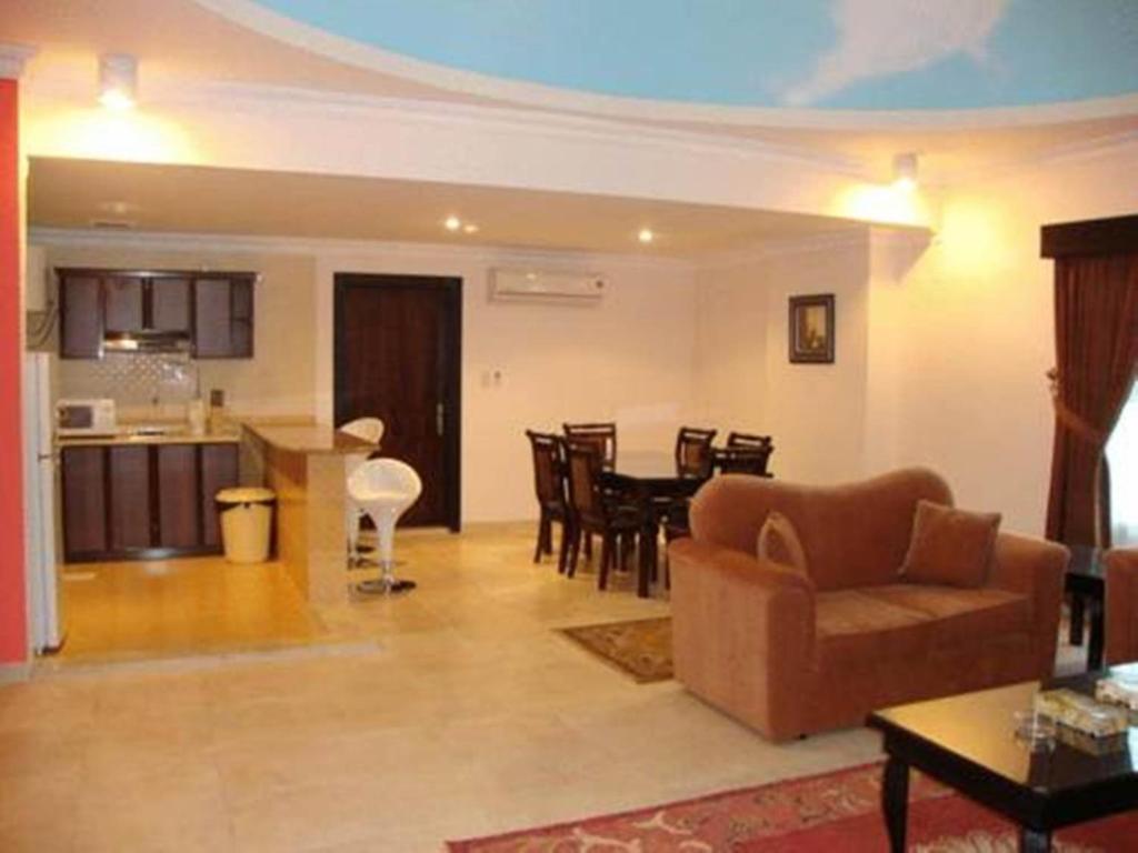 Villa Hotel Apartments Al Khobar Room photo
