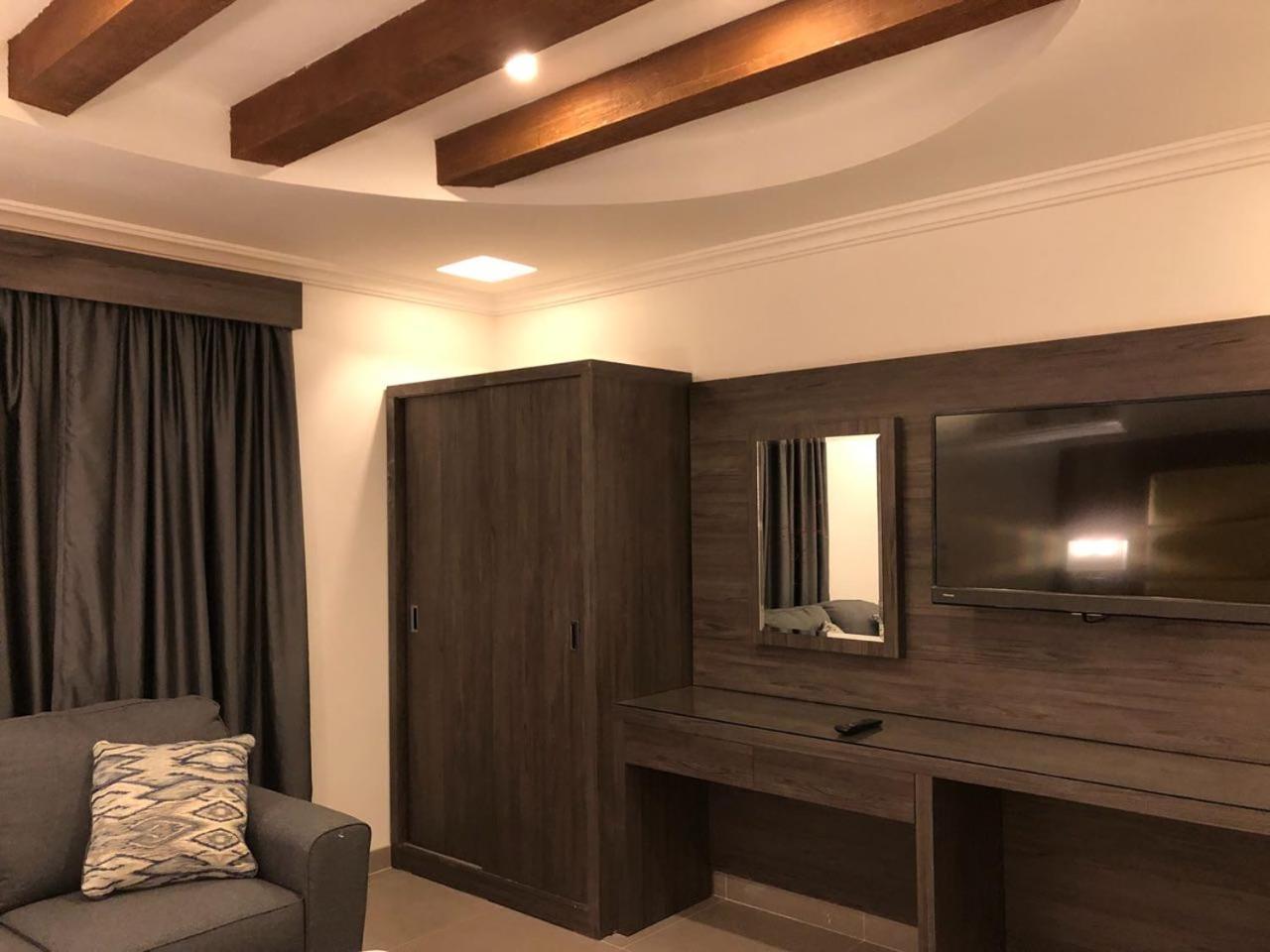 Villa Hotel Apartments Al Khobar Exterior photo
