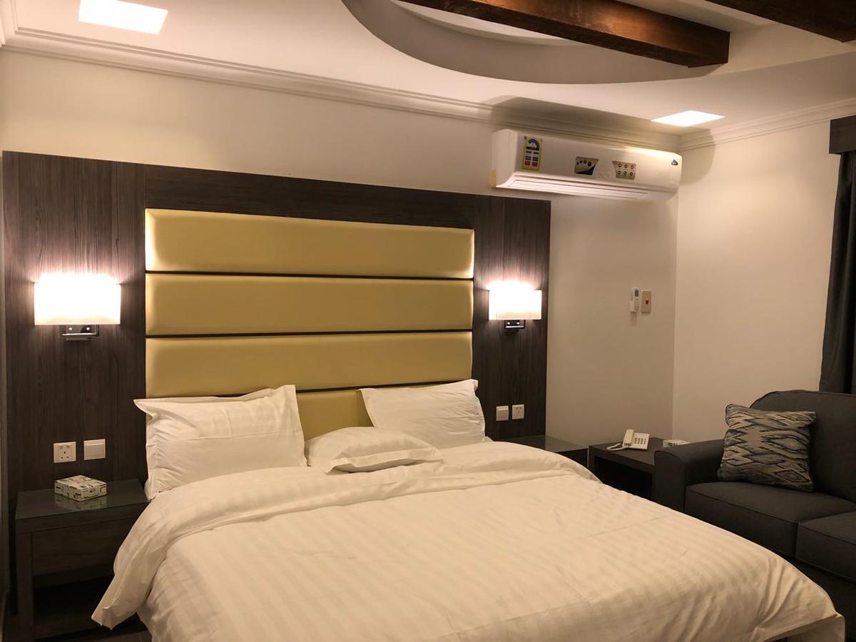 Villa Hotel Apartments Al Khobar Exterior photo